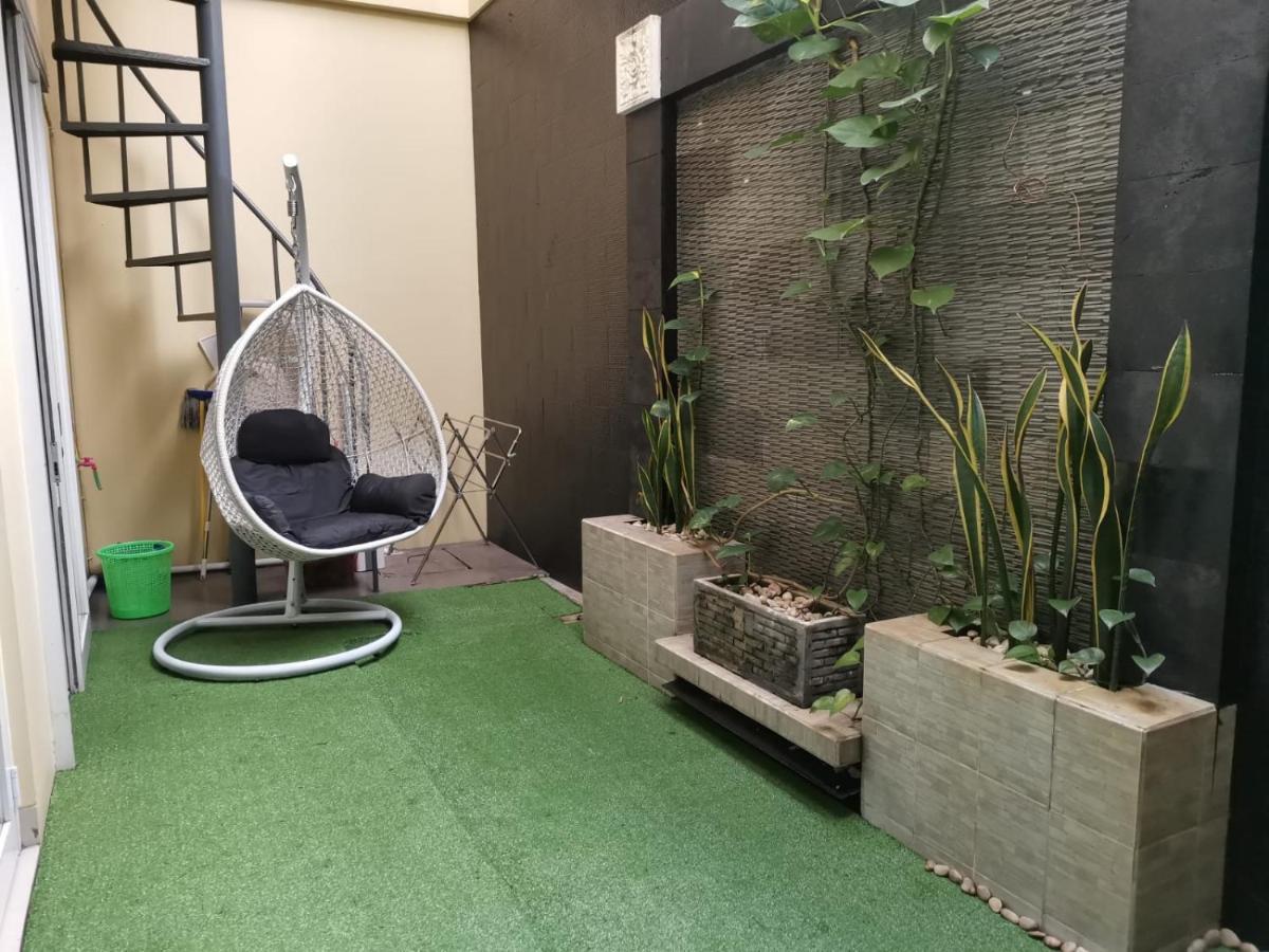 Platinum Setramurni Guest House Bandung 3Br Ngoại thất bức ảnh